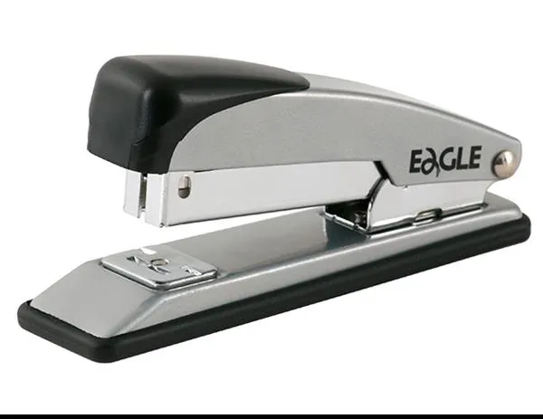 Prece Skavotājs Eagle 205 24/6 26/6 12lp melns Attēls